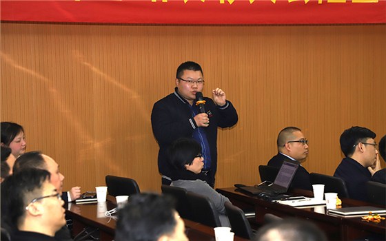 百世康廖君德先生讲解伺服系统